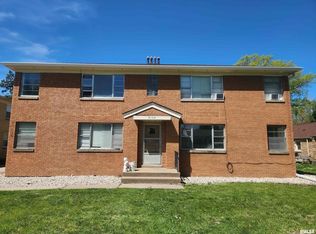 2104 36th St, Rock Island, IL 61201