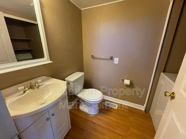 8089 Lexington Park Dr — Photo 8
