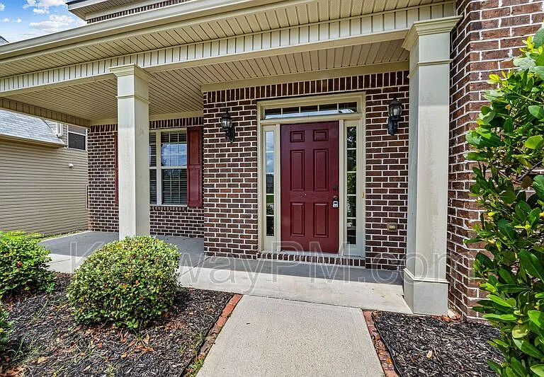 6017 Reynolds Cir — Photo 3