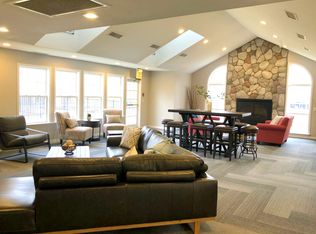 16000 Silver Pkwy #3-308, Fenton, MI 48430