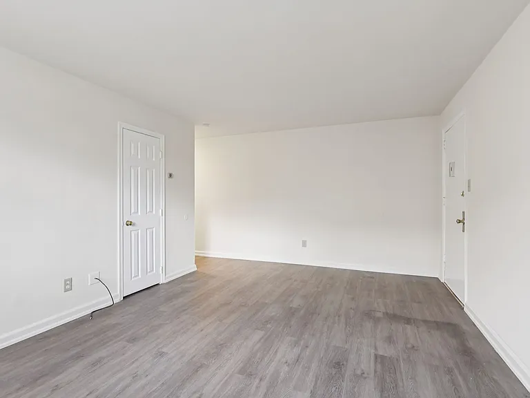 Springfield Green Apartments — Photo 51