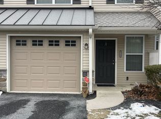 101-509 Villa Vista Dr #505, Enola, PA 17025