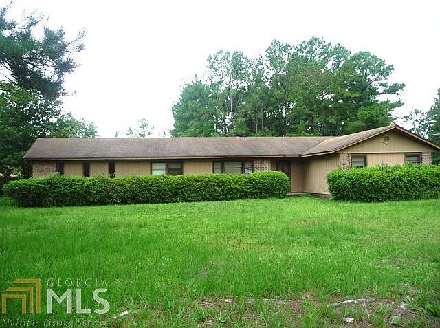 1st image of 502 Pine Forest Dr