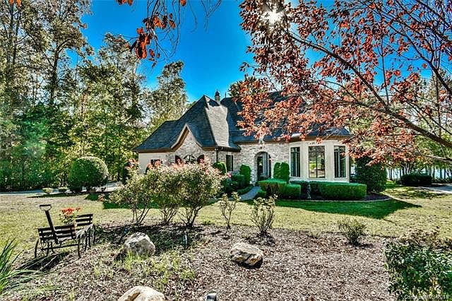 1st image of 8222 Malibu Pointe Ln