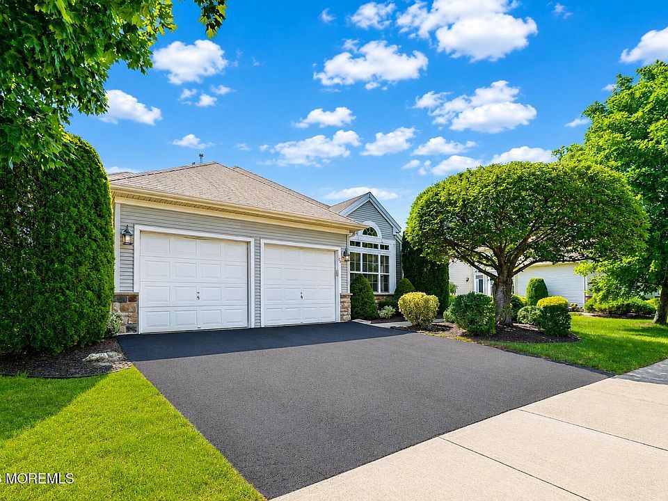1st image of 29 Arcadia Drive