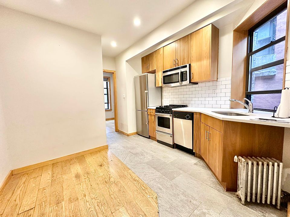 1st image of 33 Henry St APT 14