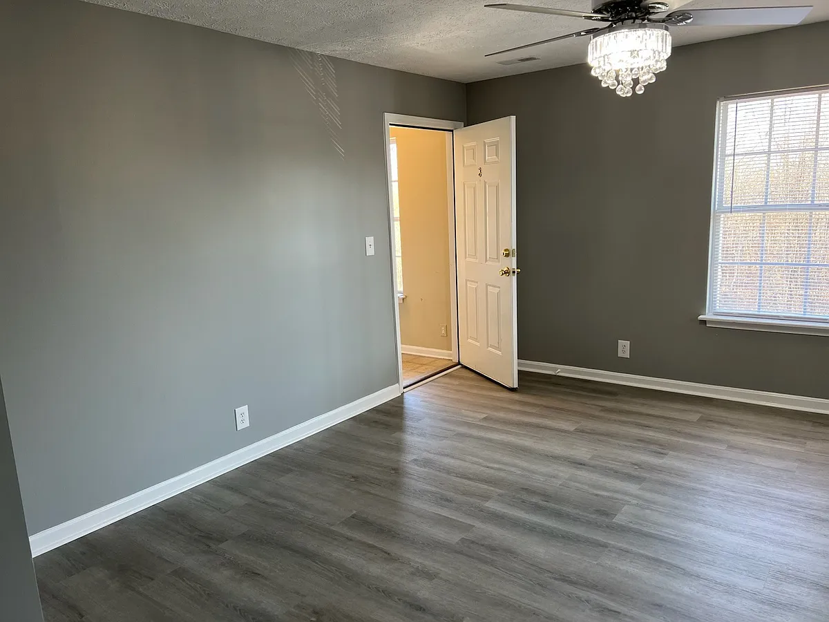 living room - 181 Sarah Way #3