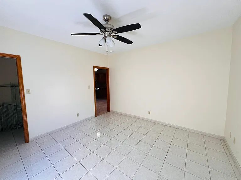 34 Medford St #34 — Photo 16