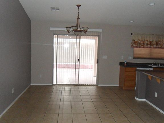 4th image of 413 Cactus Sands Ave