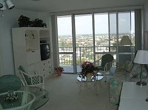 2nd image of 140 Seaview Ct APT 1204