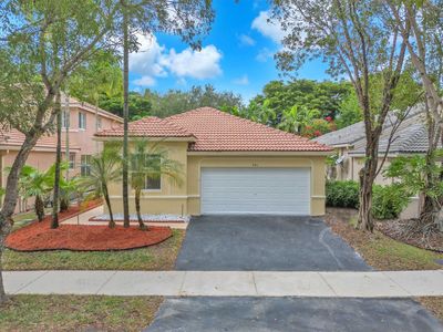 941 Bluewood Terrace, Fort Lauderdale, FL, 33327