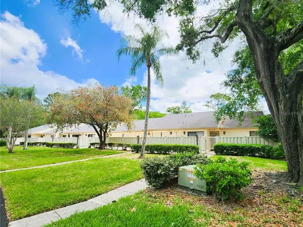 1333 Shady Pine Way APT F, Tarpon Springs, FL 34688