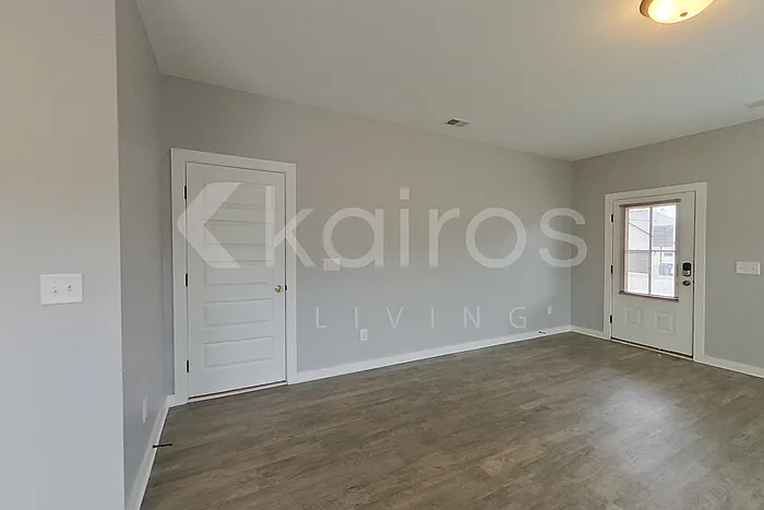 4 bed, 2.0 bath, 1640 sqft, $1,625 — Photo 2