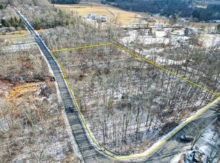 2-0 Mountain View Dr, Stroudsburg, PA 18360