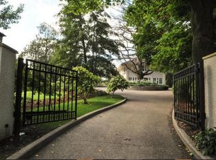 615 10th Ave SW, Rochester, MN 55902