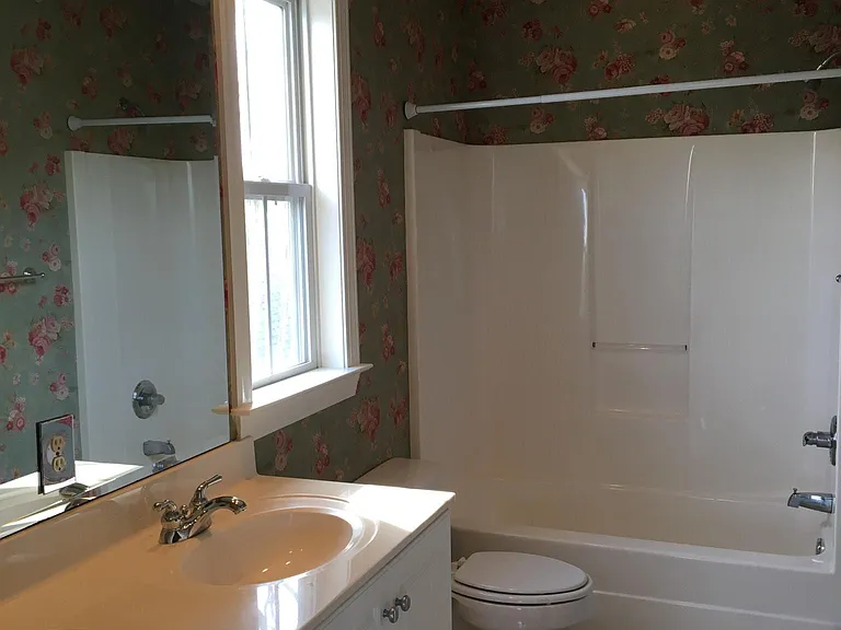 2118 Hartfords Bluff Ln — Photo 19