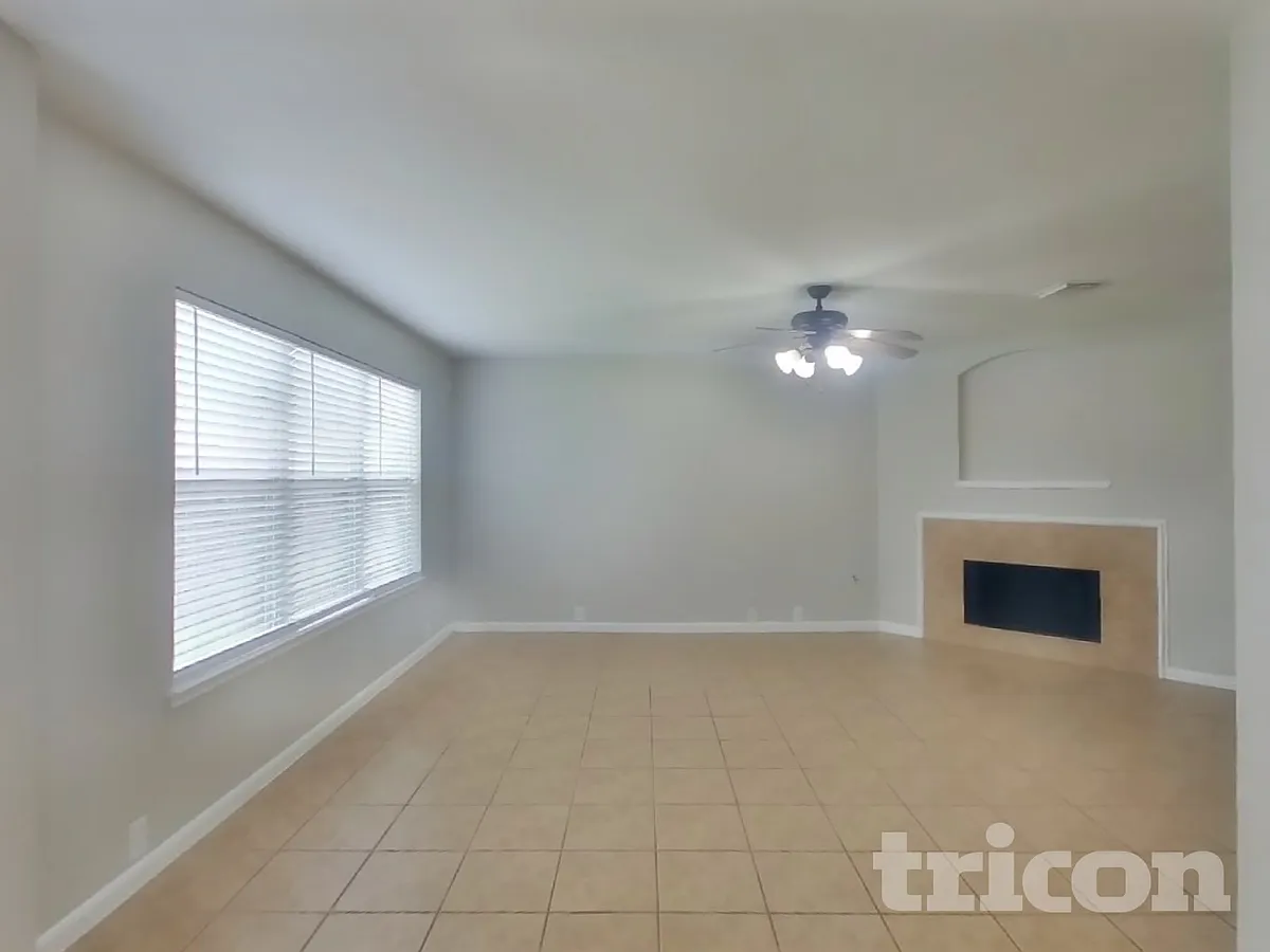 Building Photo - 2744 Woodspring Forest Dr