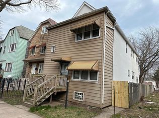 8127 S Escanaba Ave, Chicago, IL 60617
