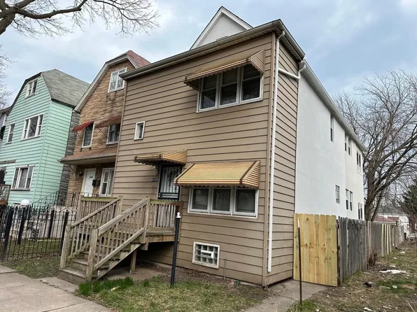 8127 S Escanaba Ave, Chicago, IL 60617