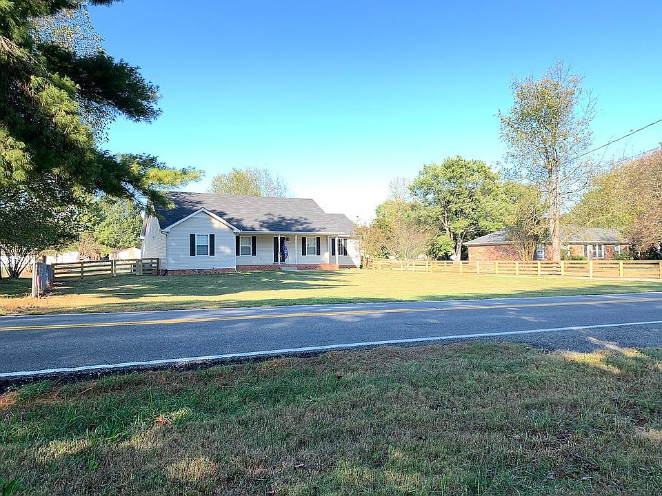 2nd image of 4235 E Jefferson Pike