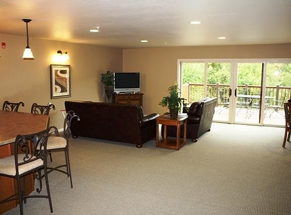 2nd image of 14 Copeland Ave APT 115