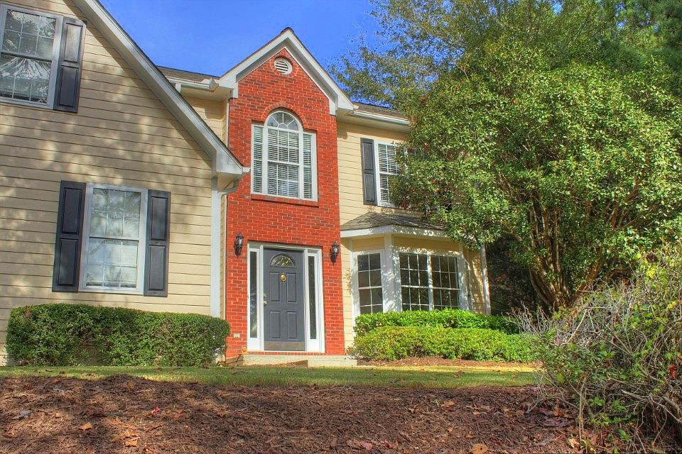 1st image of 2867 Forest Ct