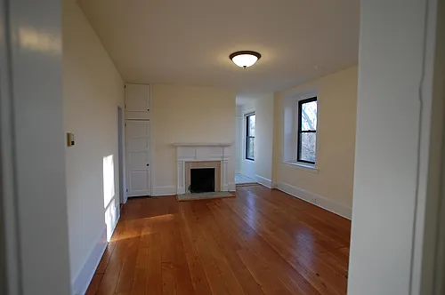 800 E Marshall St #5 Photo 1