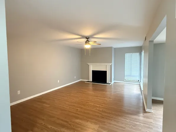 7818 Hummingbird Ln, Charlotte, NC 28212