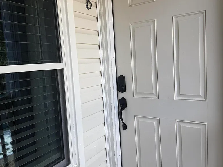 1600 Big Tree Rd #G8 — Photo 3