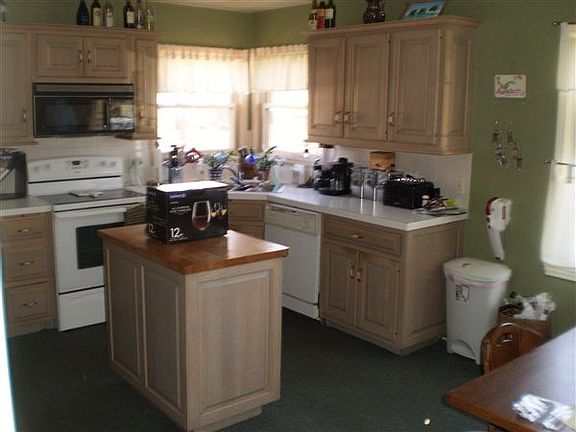 4th image of 1912 Fruitwood Dr NW