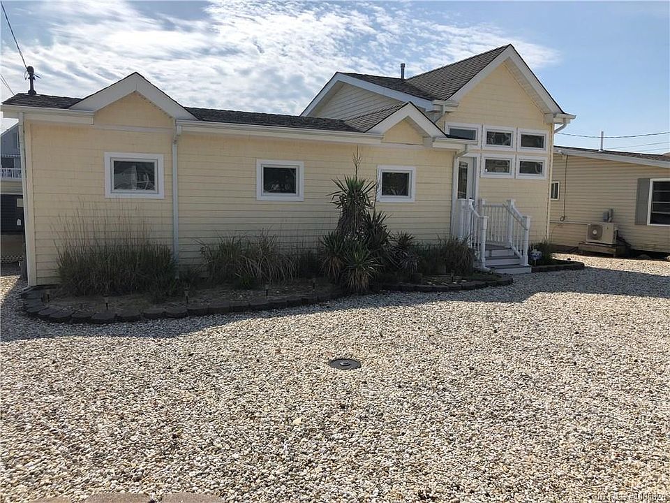 Front View of Property