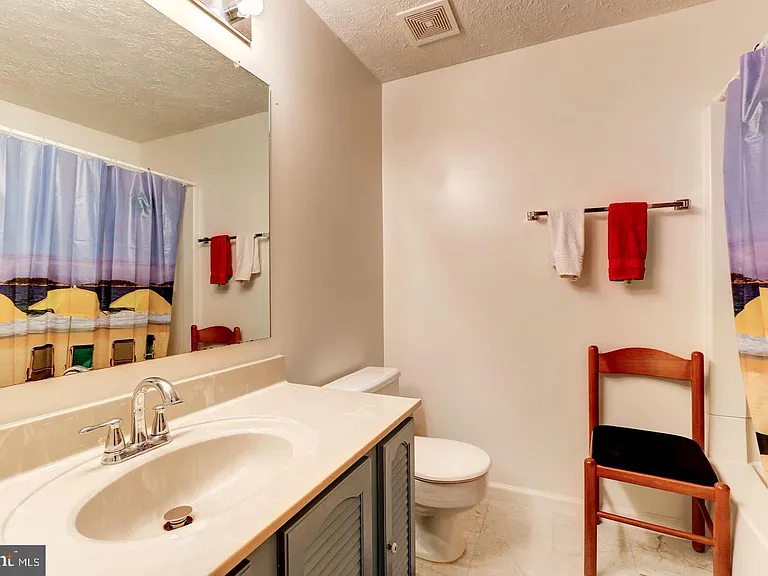 10117 Shelldrake Cir — Photo 12