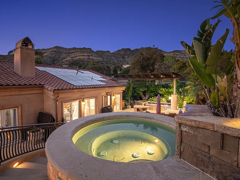 1650 Mesa Ridge Ave — Photo 47