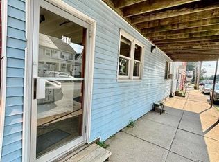 210 E Main St #4, Pen Argyl, PA 18072