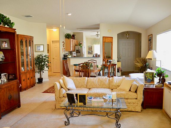 2nd image of 308 Stonington Way