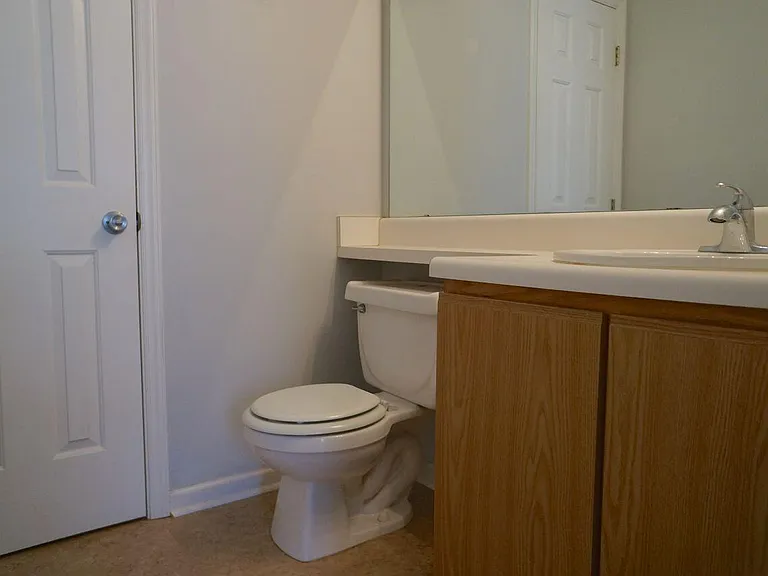 312 Commons Dr — Photo 15