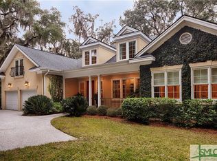 2 Hedgewood Ln, Savannah, GA 31411