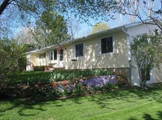 3340 Brugger Pl, Mc Farland, WI 53558
