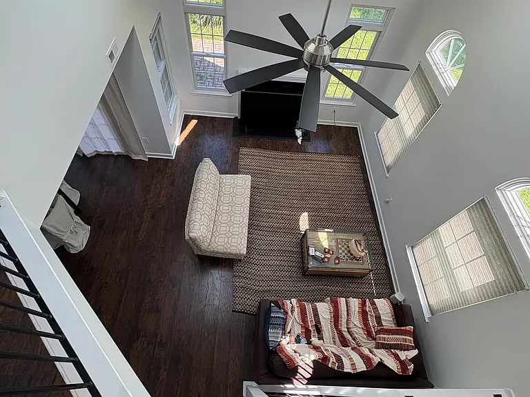 11 Crabapple Pl — Photo 8