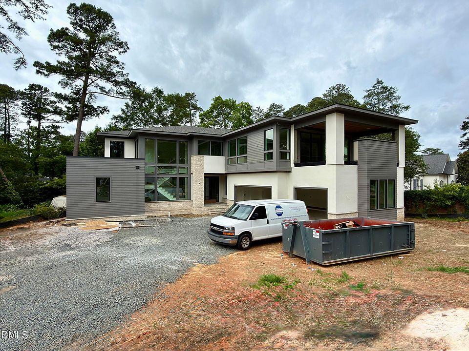 1st image of 4907 Yadkin Dr