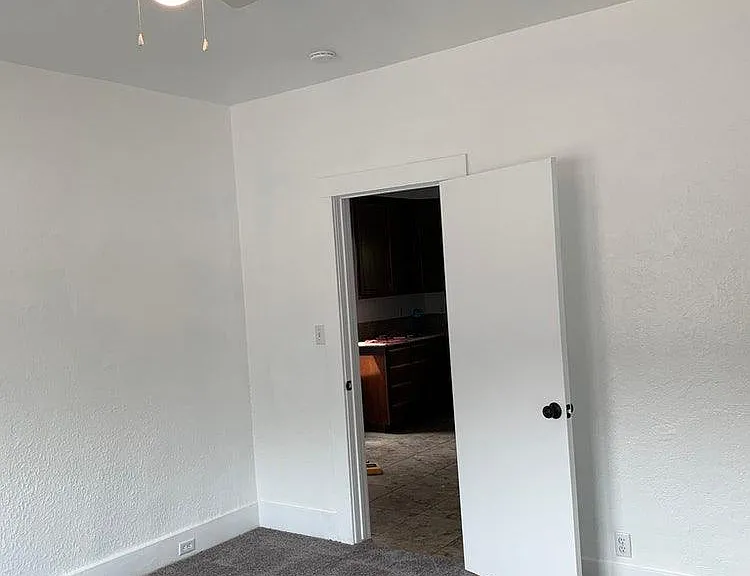 3146 2nd Ave #UPSTAIRS — Photo 22