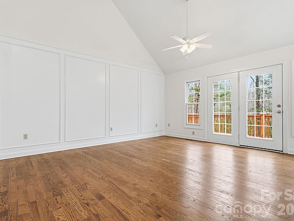 5th image of 157 Byers Rd