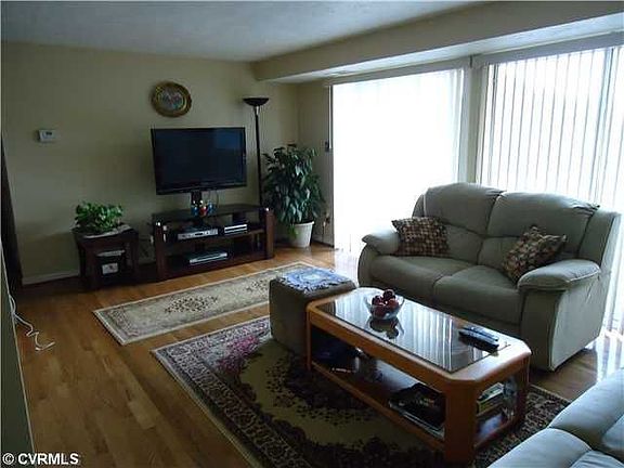 2nd image of 8400 Muldoon Ct