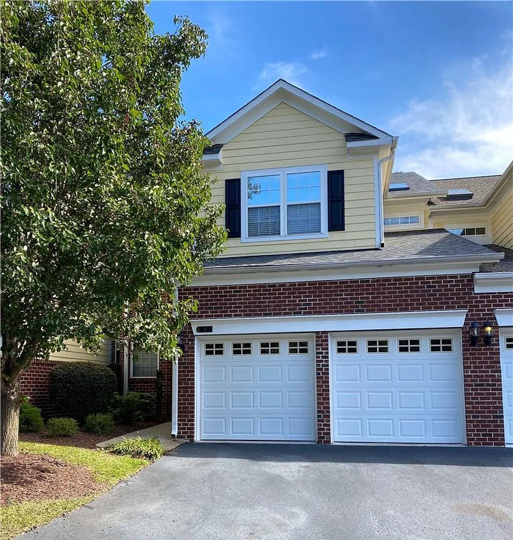 Townhouse In Anderson Creek Club — Photo 1