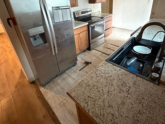 3rd image of 17296 Billy Jack Ln