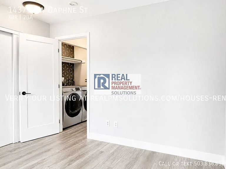 14373 SW Daphne St — Photo 22