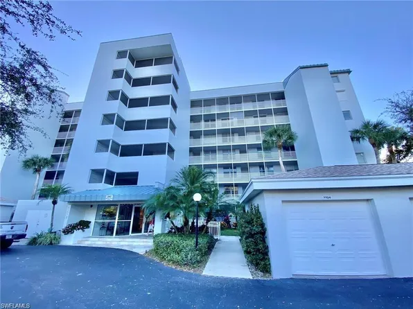290 Naples Cove Dr APT 2206, Naples, FL 34110