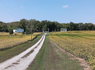 21617 Emerald Rd, Carlyle, IL 62231