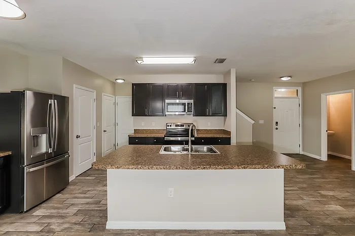 10105 Hawk Storm Ave — Photo 9