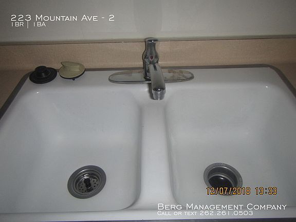 2nd image of 223 Mountain Ave APT 2